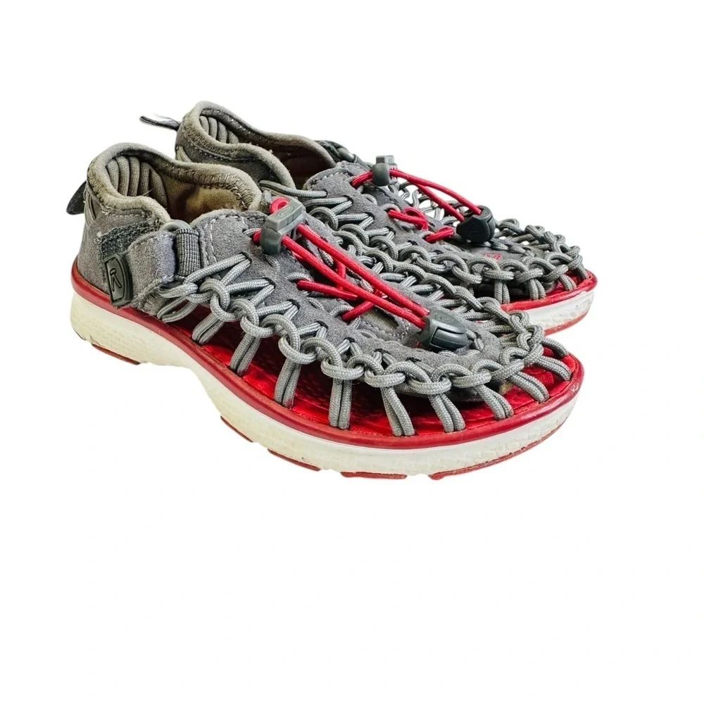 KEEN Uneek Gray Red Closed Toe Woven Sandals Big Boys Size 10
